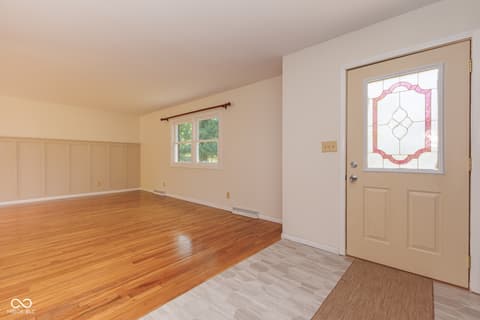 Photo of 3404 W Robinwood Drive, Muncie, IN