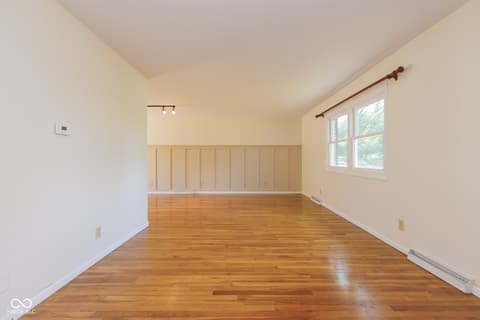Photo of 3404 W Robinwood Drive, Muncie, IN