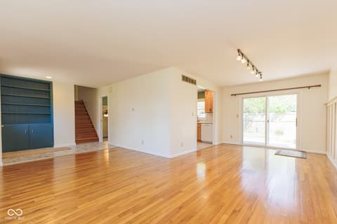 Photo of 3404 W Robinwood Drive, Muncie, IN