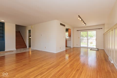 Photo of 3404 W Robinwood Drive, Muncie, IN