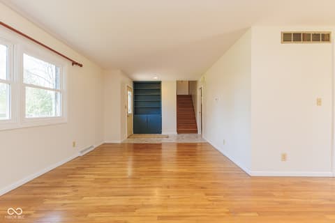 Photo of 3404 W Robinwood Drive, Muncie, IN