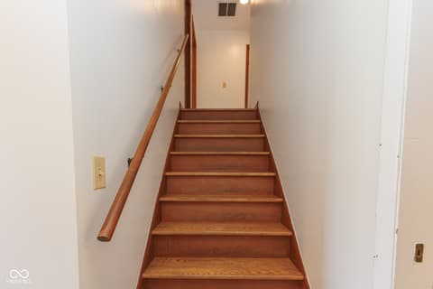 Photo of 3404 W Robinwood Drive, Muncie, IN