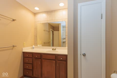 Photo of 3404 W Robinwood Drive, Muncie, IN