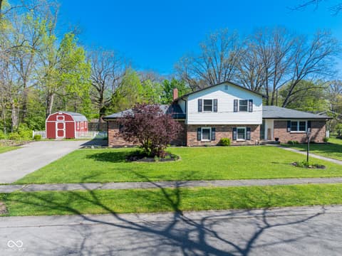 Photo of 3404 W Robinwood Drive, Muncie, IN