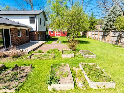 Photo of 3404 W Robinwood Drive, Muncie, IN