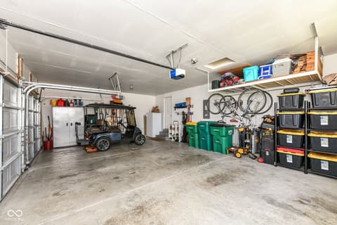 Garage at 3621 Shady Lake Drive, Westfield, IN