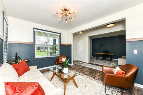 Sitting Room — 3621 Shady Lake Drive, Westfield, IN