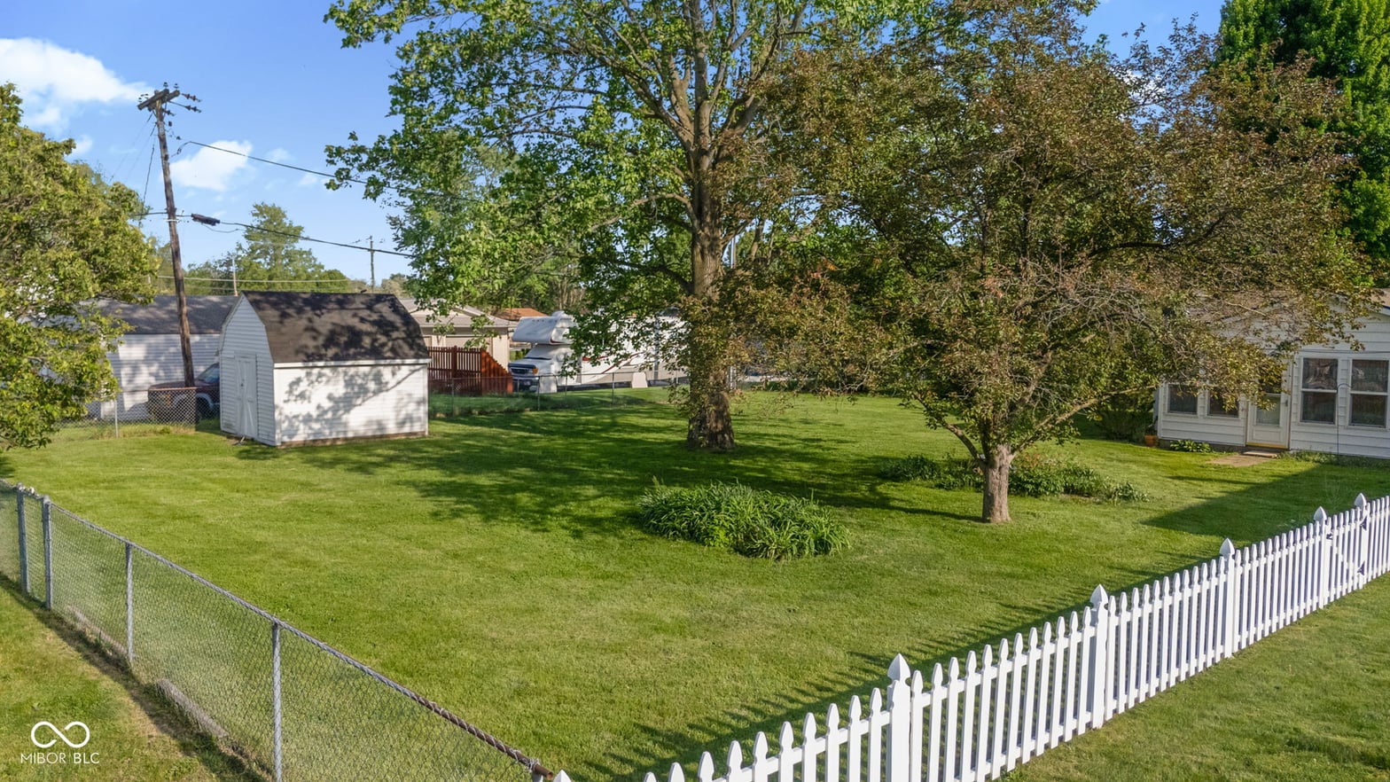 Photo 31