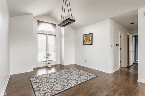 Dining room at 7685 River Road, Indianapolis, IN