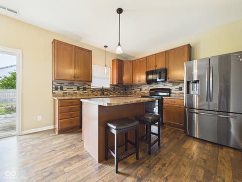 Photo of 519 Flint Boulevard, Fortville, IN