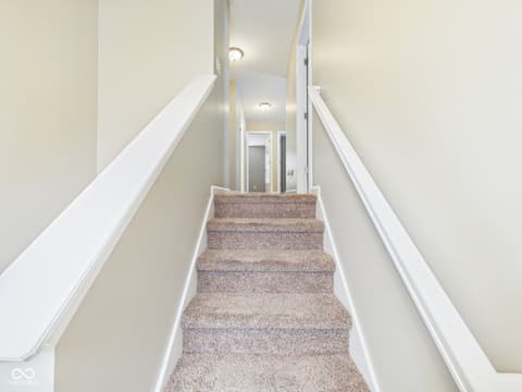 Photo of 519 Flint Boulevard, Fortville, IN
