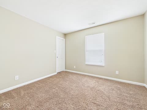 Photo of 519 Flint Boulevard, Fortville, IN
