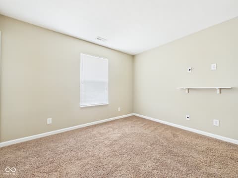 Photo of 519 Flint Boulevard, Fortville, IN