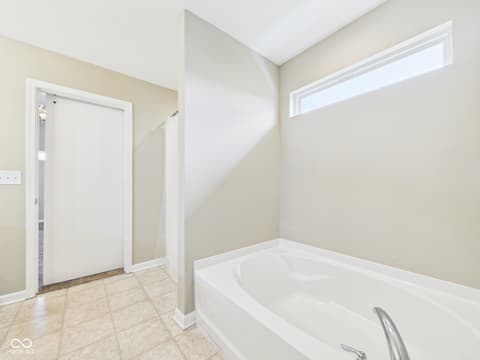 Photo of 519 Flint Boulevard, Fortville, IN