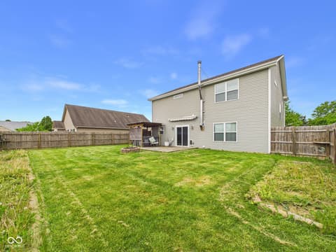 Photo of 519 Flint Boulevard, Fortville, IN