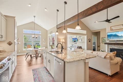 Photo of 1569 Leisure Way, Greenfield, IN