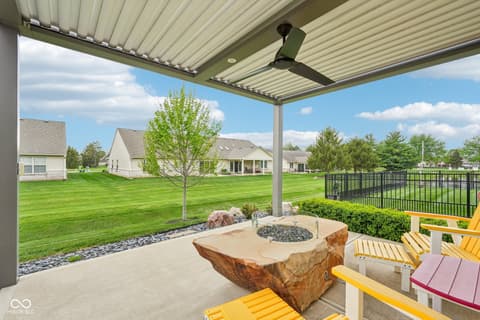 Photo of 1569 Leisure Way, Greenfield, IN