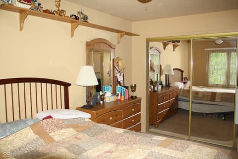 Photo of 8734 Log Run Drive N, Indianapolis, IN