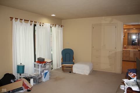 Photo of 8734 Log Run Drive N, Indianapolis, IN