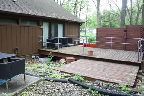 Photo of 8734 Log Run Drive N, Indianapolis, IN