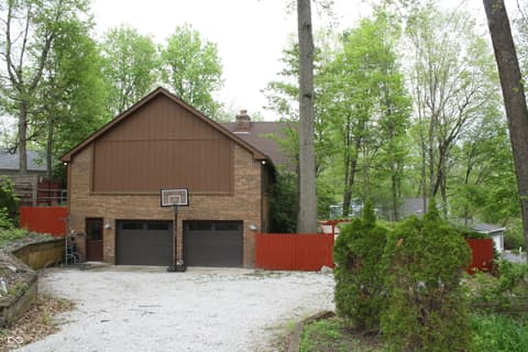 Photo of 8734 Log Run Drive N, Indianapolis, IN