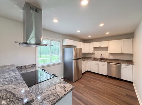 Photo of 4663 W Runyon Lake Drive, Greenwood, IN