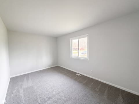 Photo of 4663 W Runyon Lake Drive, Greenwood, IN
