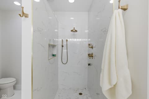 Photo of 435 Virginia Avenue, Indianapolis, IN