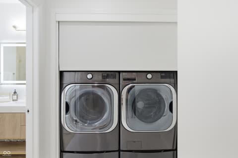 Laundry room at 435 Virginia Avenue, Indianapolis, IN
