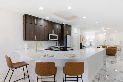 Breakfast Area — 435 Virginia Avenue, Indianapolis, IN