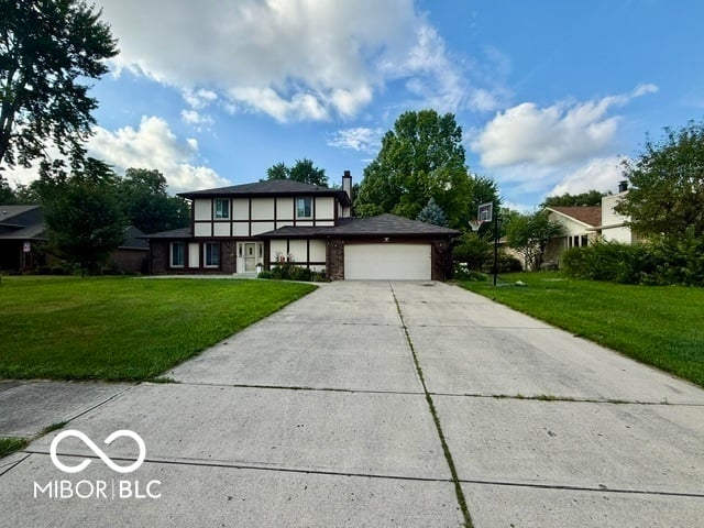 Photo of 888 Briarwood Drive, Greenwood, IN