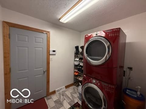 Photo of 888 Briarwood Drive, Greenwood, IN