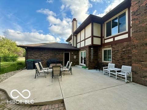 Photo of 888 Briarwood Drive, Greenwood, IN