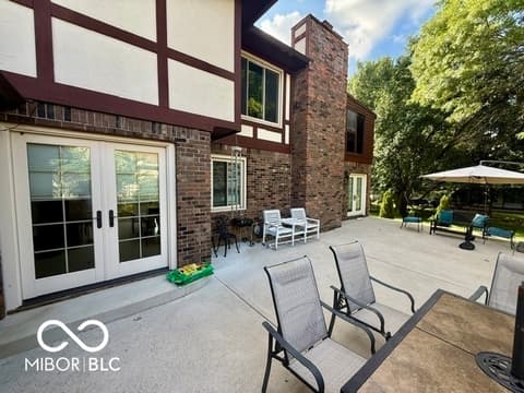 Photo of 888 Briarwood Drive, Greenwood, IN