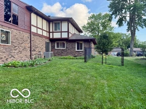 Photo of 888 Briarwood Drive, Greenwood, IN