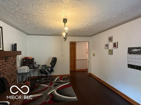 Photo of 888 Briarwood Drive, Greenwood, IN