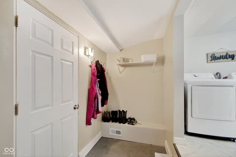 Laundry room at 408 N Superior Street, Orestes, IN