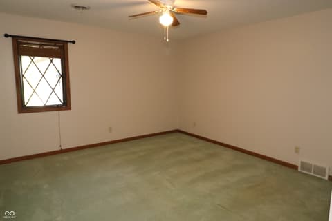Photo of 91 White Oak Drive, Batesville, IN