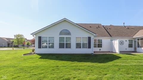Photo of 1318 Hamilton Drive, Greenwood, IN