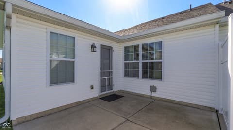 Photo of 1318 Hamilton Drive, Greenwood, IN