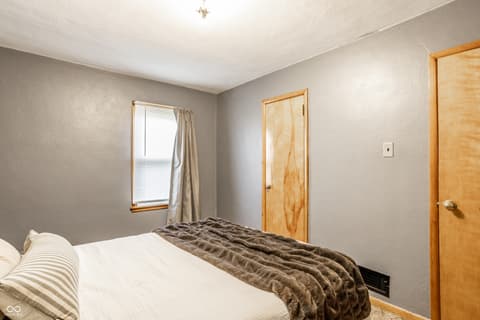 Photo of 67 N 15th Avenue, Beech Grove, IN