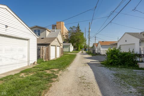 Photo of 67 N 15th Avenue, Beech Grove, IN