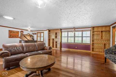 Living room at 2649 N 600 W, Thorntown, IN