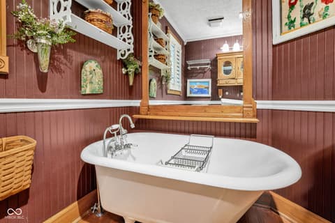 Bathroom at 2649 N 600 W, Thorntown, IN