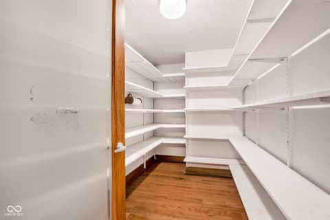 Pantry — 2649 N 600 W, Thorntown, IN