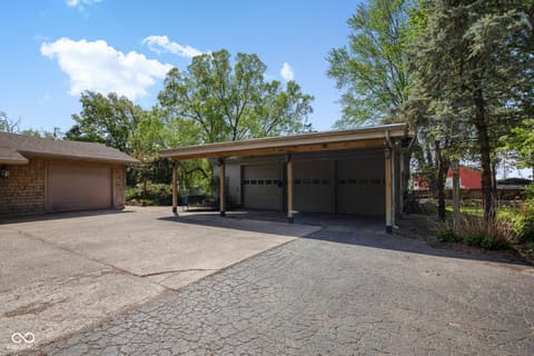 Garage at 2649 N 600 W, Thorntown, IN