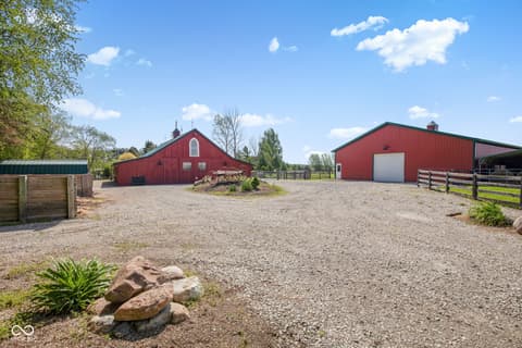 Barn — 2649 N 600 W, Thorntown, IN