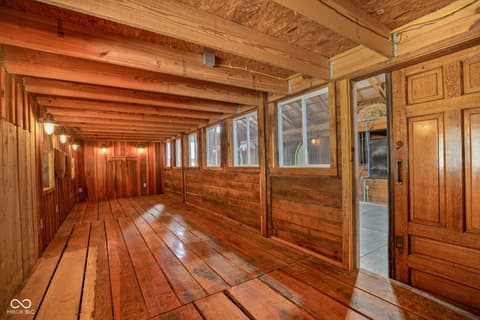 Barn — 2649 N 600 W, Thorntown, IN