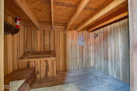 Barn — 2649 N 600 W, Thorntown, IN