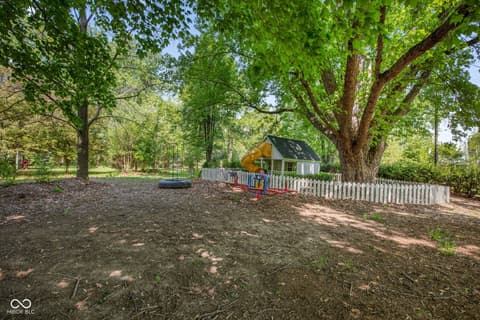 Playground — 2649 N 600 W, Thorntown, IN